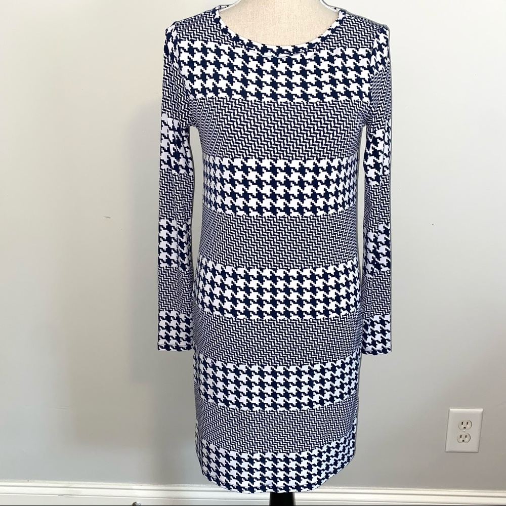 Michael Kors stretch jersey navy blue & white houndstooth sheath dress Small